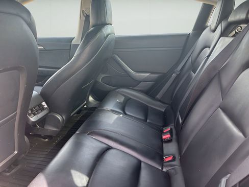 Used 2021 Tesla Model 3 Long Range image 11