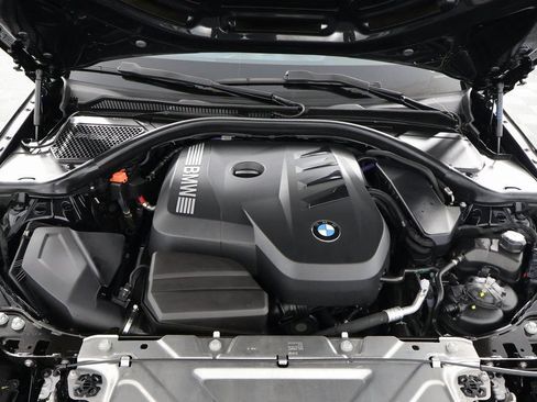 Used 2025 BMW 330i Sedan w/ Convenience Package RWD image 15