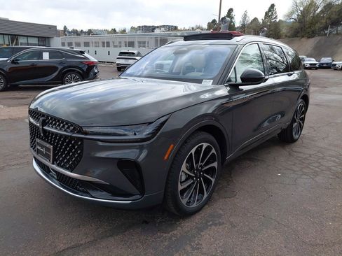 New 2026 Lincoln Nautilus Black Label AWD/4WD image 3