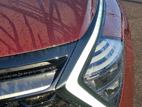 Used 2024 Kia Sportage X-Line w/ X-Line Premium Package image 9