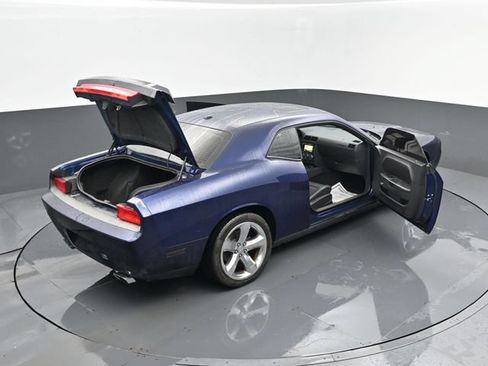 Used 2014 Dodge Challenger SXT Plus RWD image 25