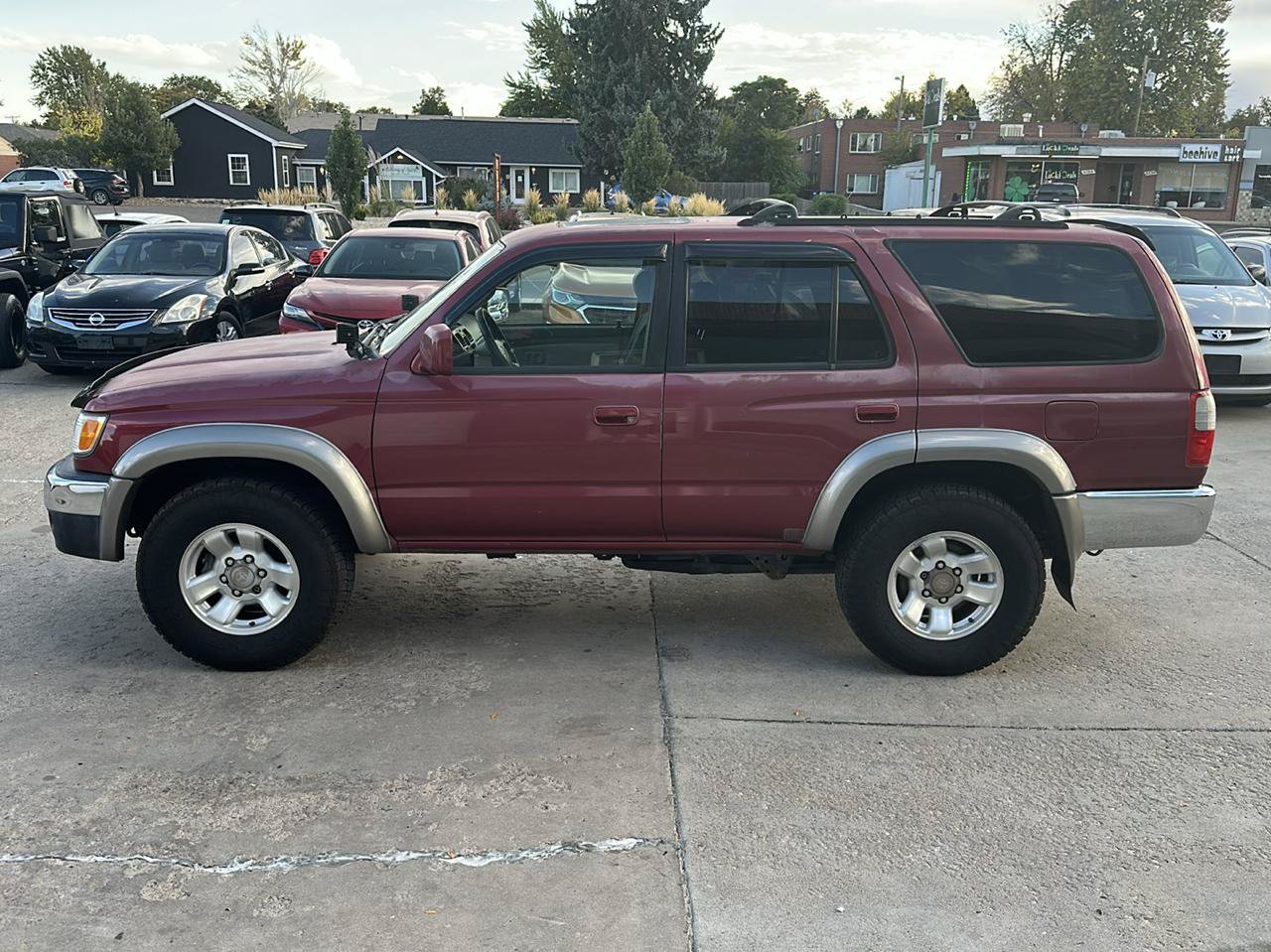 Used 2000 Toyota 4Runner SR5 w/ Upgrade Value Pkg 4 RWD image 8