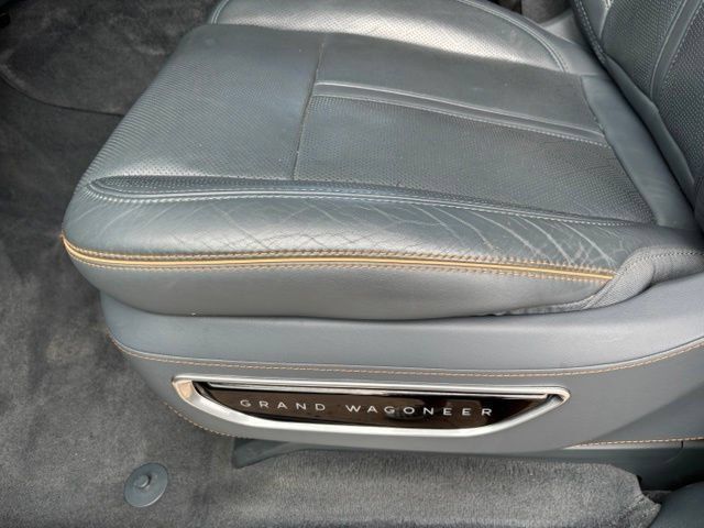 Certified 2022 Jeep Grand Wagoneer Series II AWD/4WD image 16