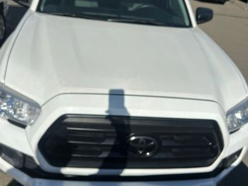 Used 2021 Toyota Tacoma SR w/ SX Package image 3