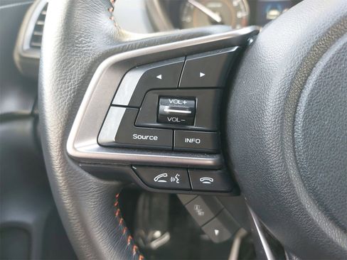 Used 2019 Subaru Crosstrek 2.0i Premium w/ Eyesight System image 16