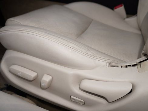 Used 2012 Lexus IS 250C image 25