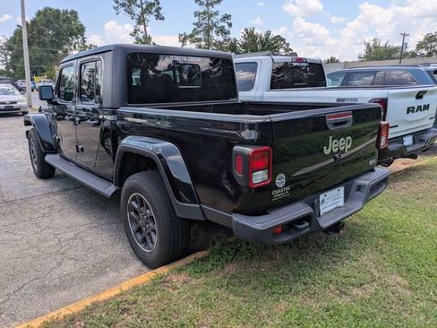 Used 2022 Jeep Gladiator Overland w/ Popular Equipment Package AWD/4WD image 4