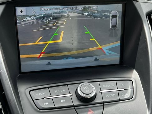 Used 2018 Ford Escape SEL w/ SEL Sport Appearance Package FWD image 16