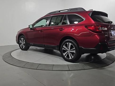 Used 2019 Subaru Outback 2.5i Limited w/ Popular Package #2 AWD/4WD image 3