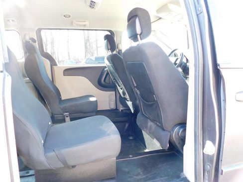 Used 2016 Dodge Grand Caravan SE w/ Quick Order Package 29E SE image 23