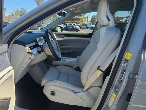 Used 2025 Volvo EX90 Ultra AWD/4WD image 5
