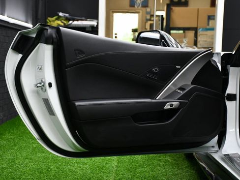 Used 2016 Chevrolet Corvette Stingray Coupe w/ 2LT Preferred Equipment Group image 13