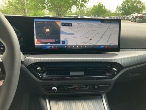 Used 2025 BMW 330i xDrive Sedan w/ Convenience Package image 20