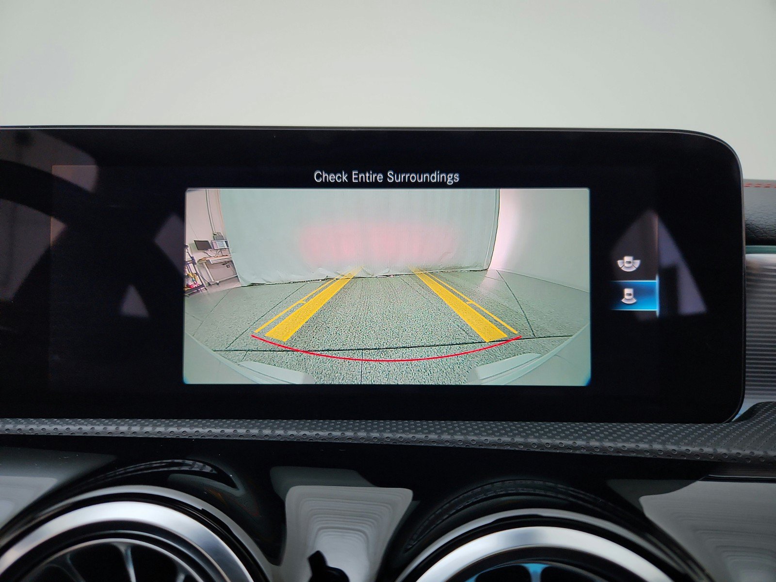 Used 2023 Mercedes-Benz CLA 250 image 21