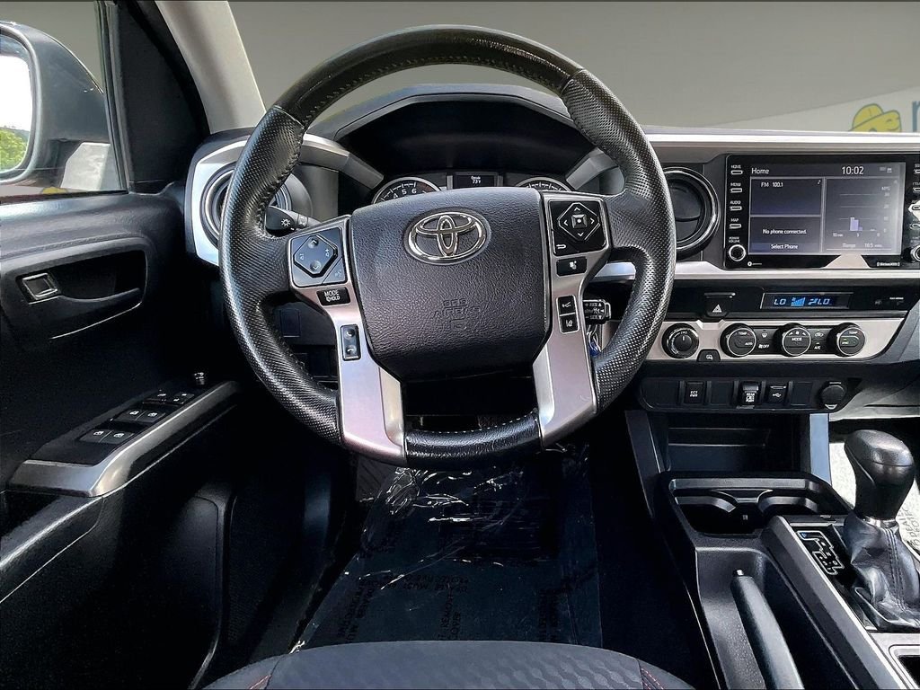 Certified 2021 Toyota Tacoma SR5 AWD/4WD image 17