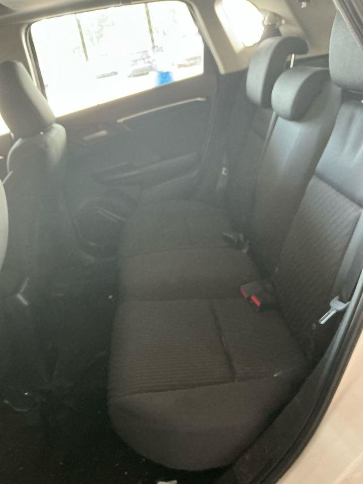 Used 2018 Honda Fit EX image 9