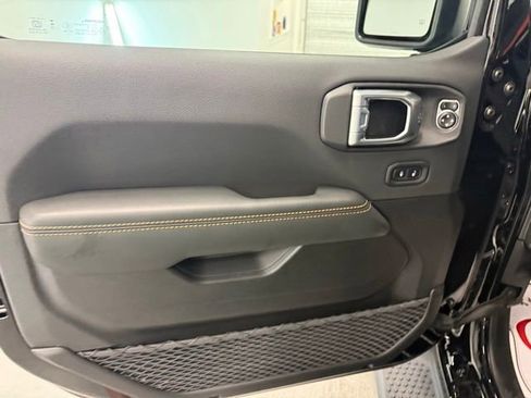 New 2026 Jeep Wrangler Unlimited Sahara AWD/4WD image 11