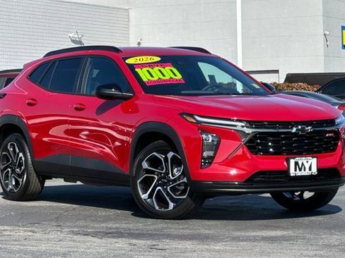 New 2026 Chevrolet Trax RS w/ Driver Confidence Package image 2