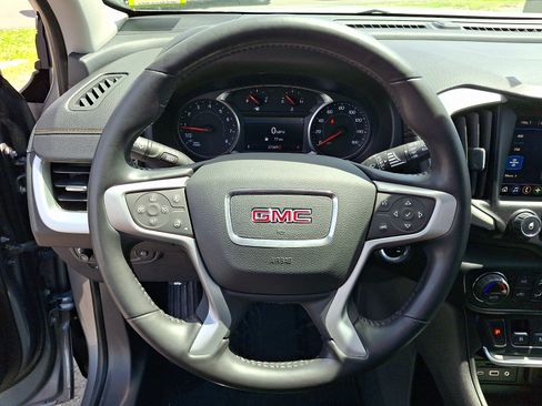 Used 2021 GMC Terrain SLT AWD/4WD image 25
