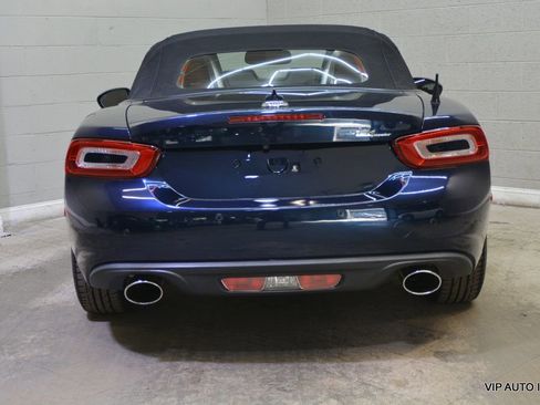 Used 2018 FIAT 124 Spider Lusso w/ Convenience Group image 12