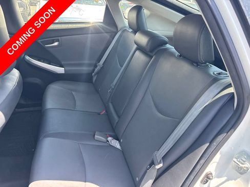 Used 2015 Toyota Prius Five FWD image 12