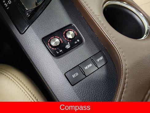 Used 2014 Toyota Avalon XLE Touring image 16