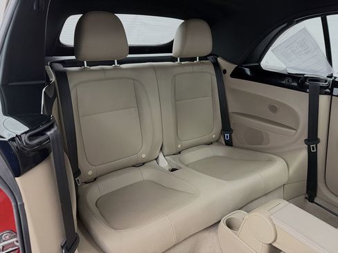 Used 2013 Volkswagen Beetle 2.0T image 27