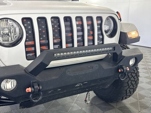 Used 2021 Jeep Wrangler Unlimited Sahara AWD/4WD image 52