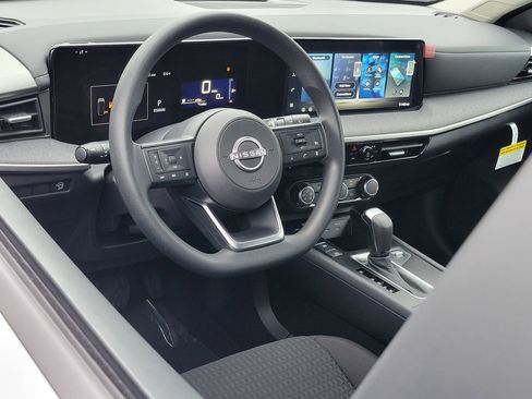 New 2026 Nissan Kicks S w/ Charging Package FWD image 4