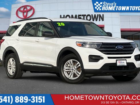Used 2020 Ford Explorer XLT w/ Class III Trailer Tow Package image 1