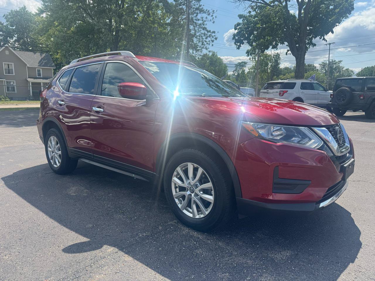 Used 2020 Nissan Rogue S AWD/4WD image 2