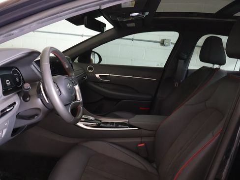 Used 2023 Hyundai Sonata SEL Plus FWD image 16