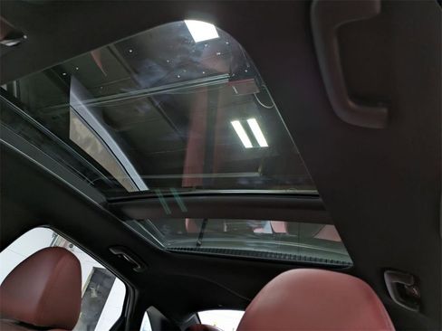 Used 2023 Kia K5 GT-Line image 11