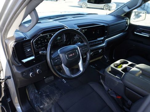 Used 2023 GMC Sierra 1500 Elevation image 24
