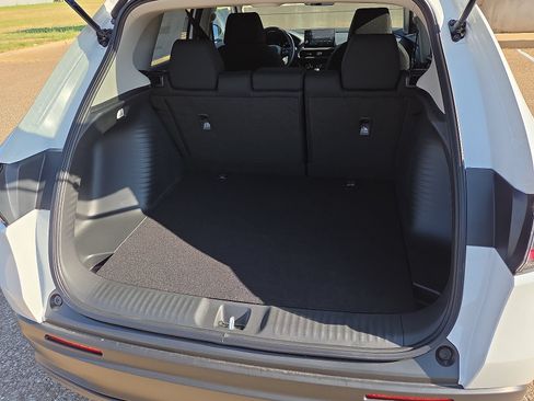 New 2027 Honda HR-V LX image 7