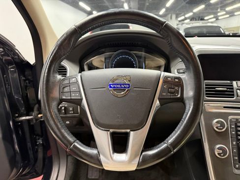 Used 2016 Volvo XC60 T6 Platinum w/ Climate Package AWD/4WD image 40