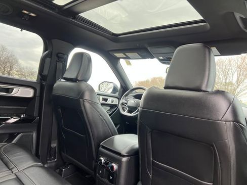 Used 2023 Ford Explorer ST w/ Equipment Group 401A image 35