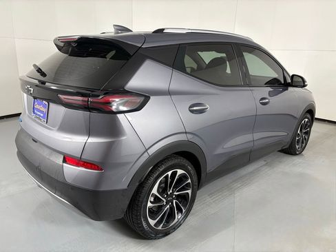 Used 2022 Chevrolet Bolt EUV Premier w/ Super Cruise Package image 8