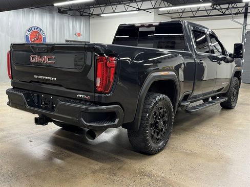 Used 2020 GMC Sierra 2500 AT4 w/ AT4 Premium Package AWD/4WD image 14