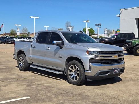 Used 2019 Chevrolet Silverado 1500 LT w/ Texas Edition image 3