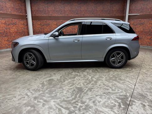 Used 2026 Mercedes-Benz GLE 450 GLE 450 image 2