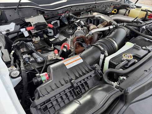 Used 2020 Ford F550 4x4 Regular Cab Super Duty image 29
