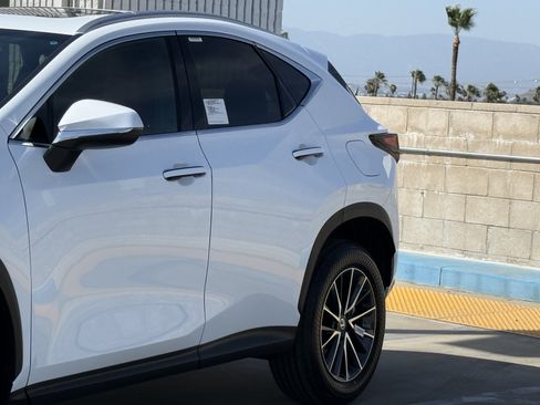 New 2026 Lexus NX 350 AWD image 9