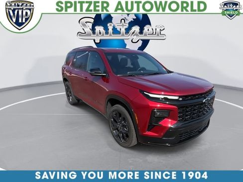 Certified 2024 Chevrolet Traverse RS w/ LPO, Floor Liner Package image 2