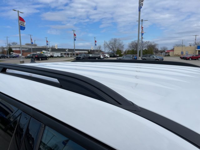 Used 2023 Ford Explorer XLT AWD/4WD image 14