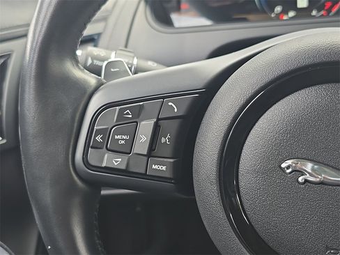 Used 2021 Jaguar F-TYPE Coupe image 17