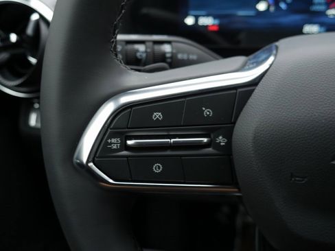 New 2026 Chevrolet Equinox LT image 12