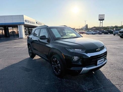Used 2023 Chevrolet TrailBlazer LT w/ Convenience Package FWD image 7