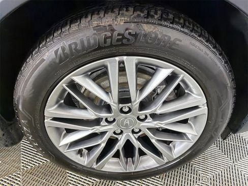 Used 2023 Acura MDX SH-AWD w/ Advance Package image 14