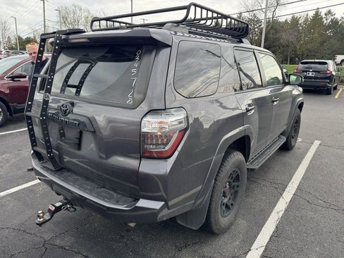 Used 2021 Toyota 4Runner Venture image 8
